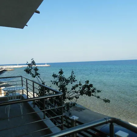 Tara Holiday home *