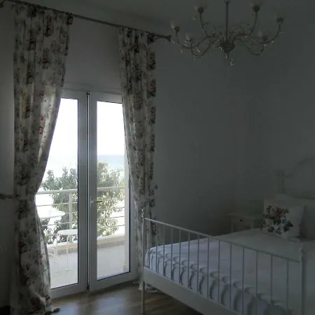 Tara Holiday home Mikros Prinos