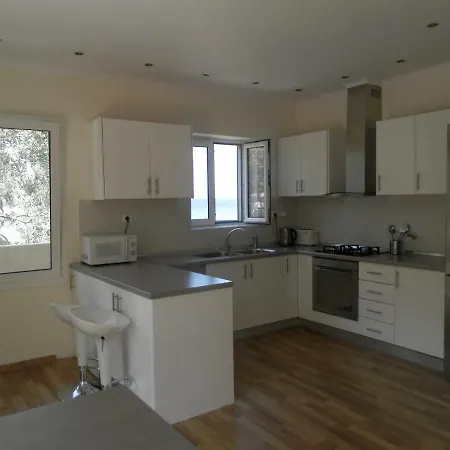 Tara Holiday home Mikros Prinos