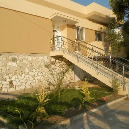 Tara Holiday home Mikros Prinos